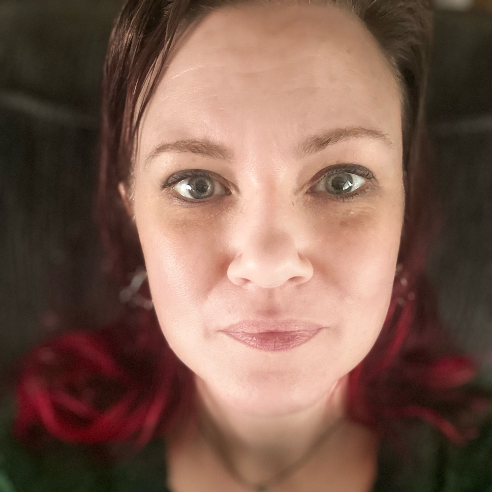 Meet your Posher, Steph